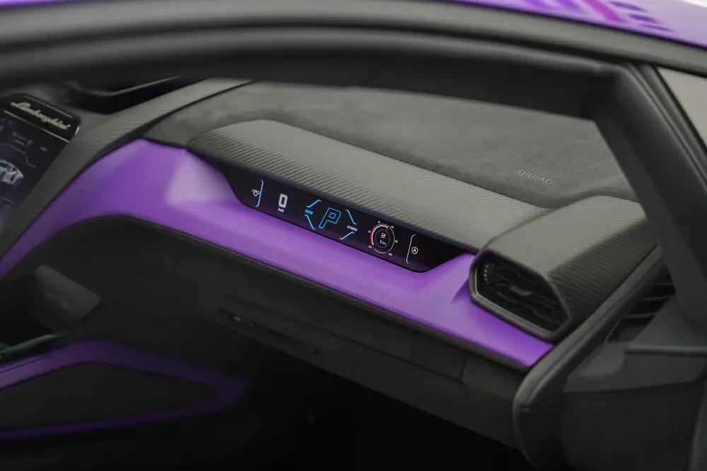 2025 LAMBORGHINI REVUELTO - Image 9