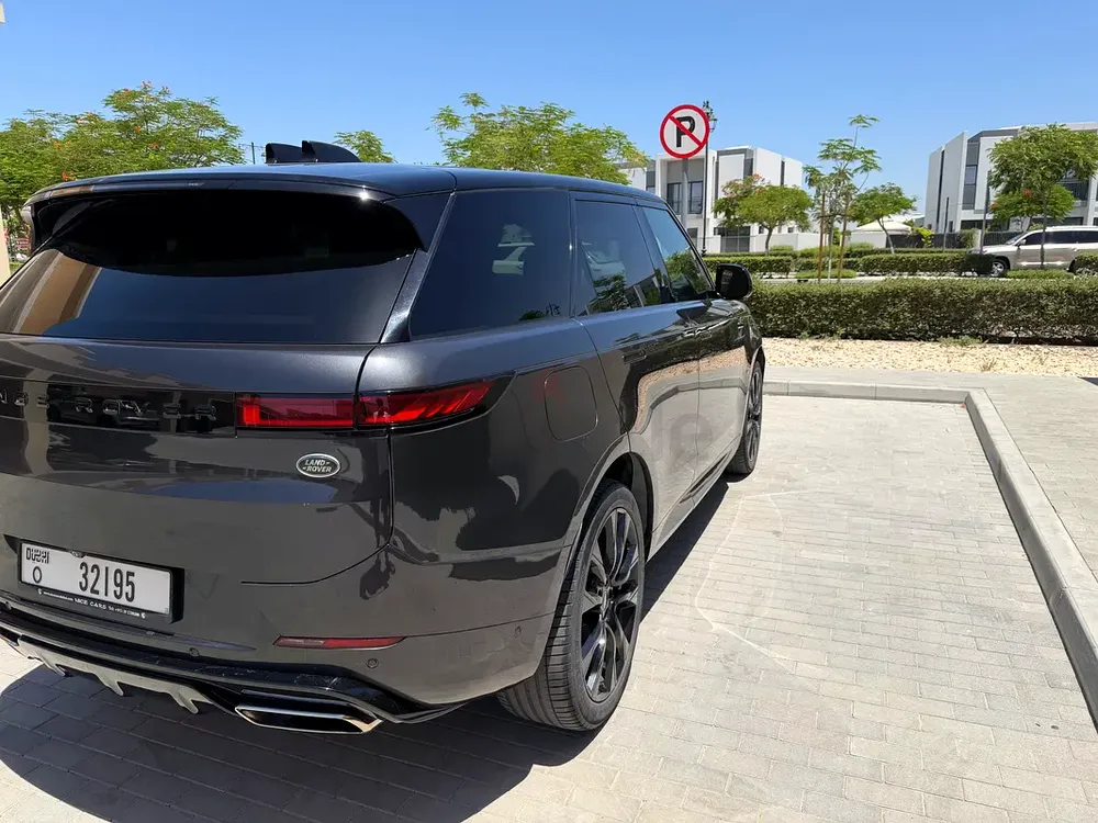 2023 Land Rover Range Rover Sport P400 Dynamic SE | US Specs - Image 4