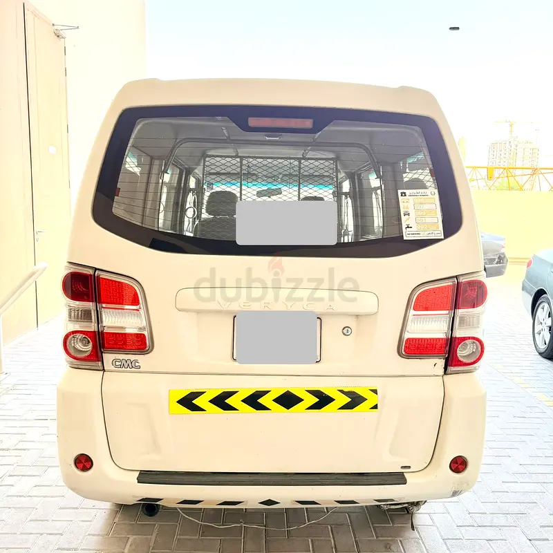 CMC Veryca 2016 Delivery Van GCC Specs - Image 4