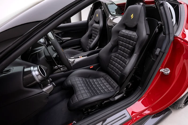 2024 FERRARI 812 COMPETIZIONE APERTA - Image 18
