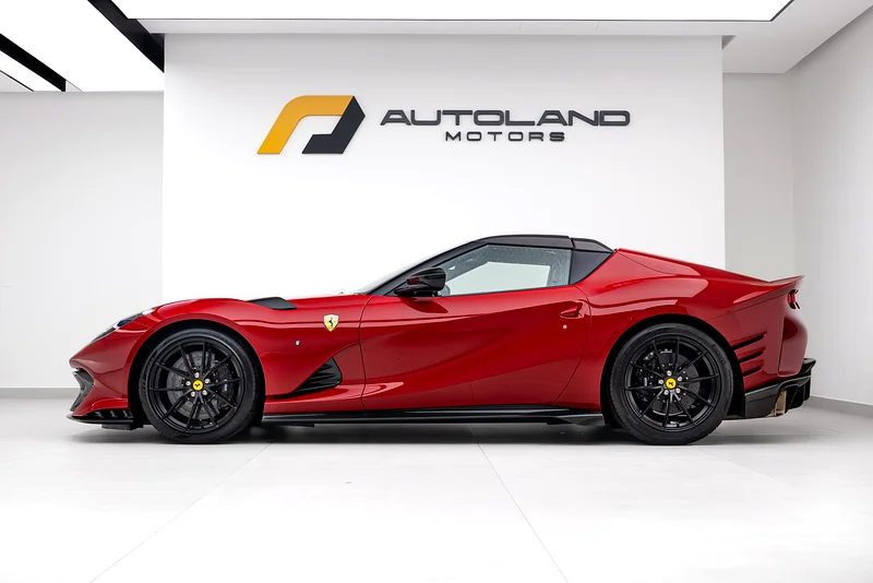2024 FERRARI 812 COMPETIZIONE APERTA - Image 4