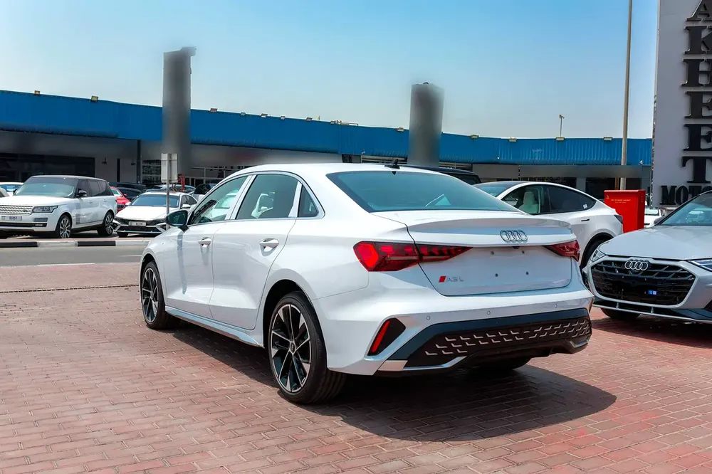 Audi A3 1.5T 35 TFSI S-Tronic Sedan 2025 - Image 6