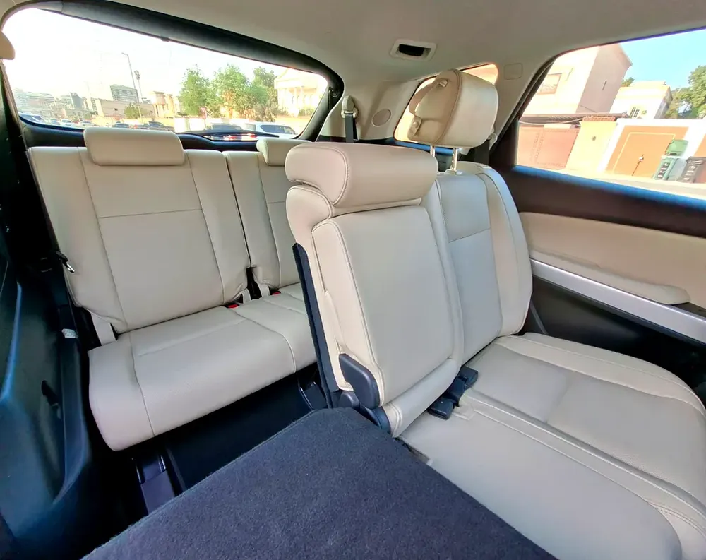 Astonishing Mazda CX-9 2016, GCC Top Option, Low Milage, Zero Accident, Well Maintained - Image 11