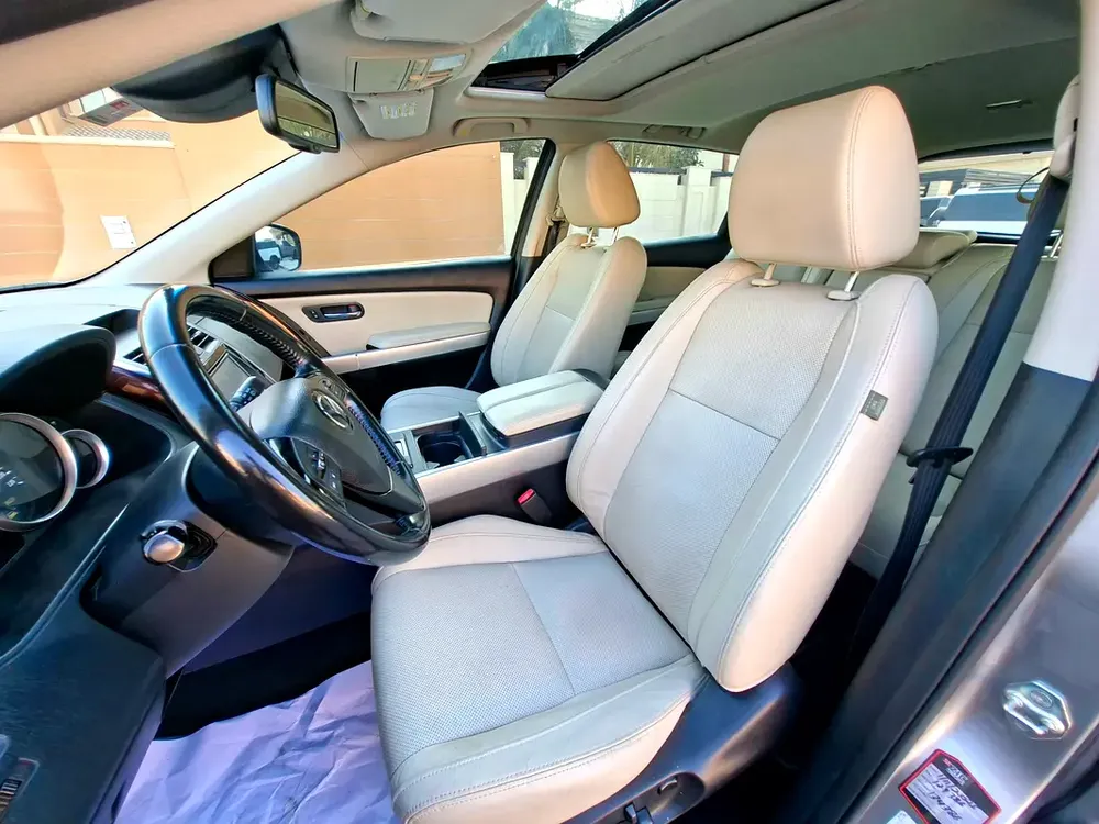 Astonishing Mazda CX-9 2016, GCC Top Option, Low Milage, Zero Accident, Well Maintained - Image 14