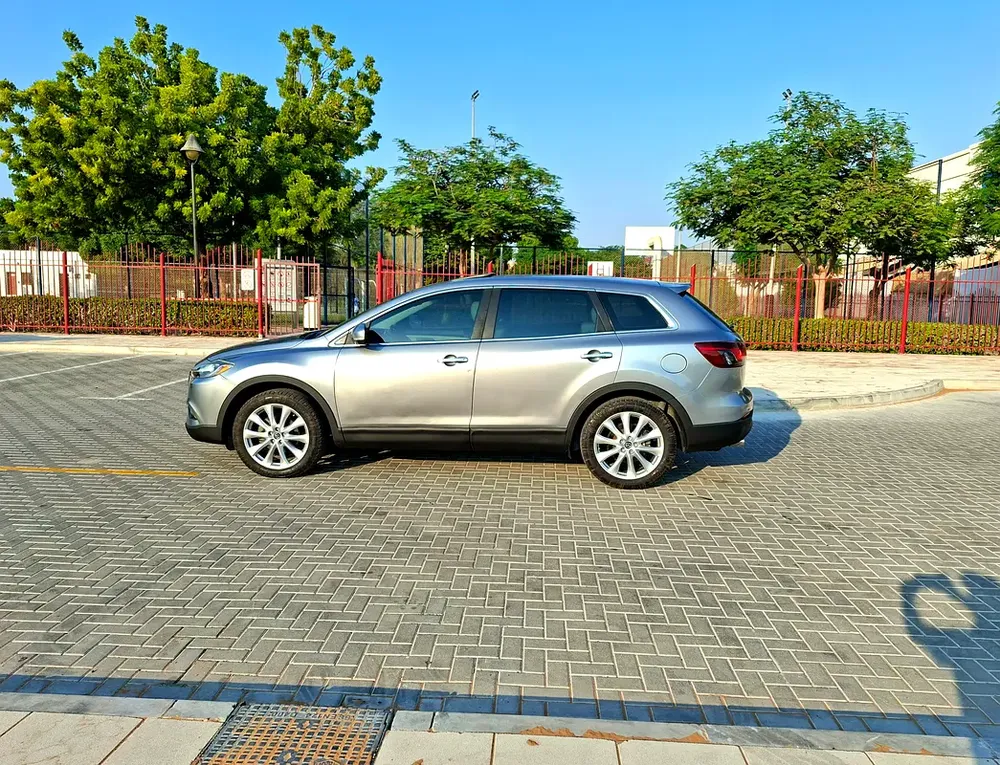 Astonishing Mazda CX-9 2016, GCC Top Option, Low Milage, Zero Accident, Well Maintained - Image 4