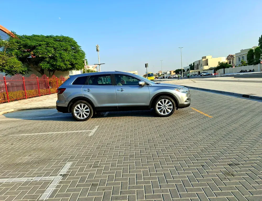 Astonishing Mazda CX-9 2016, GCC Top Option, Low Milage, Zero Accident, Well Maintained - Image 5