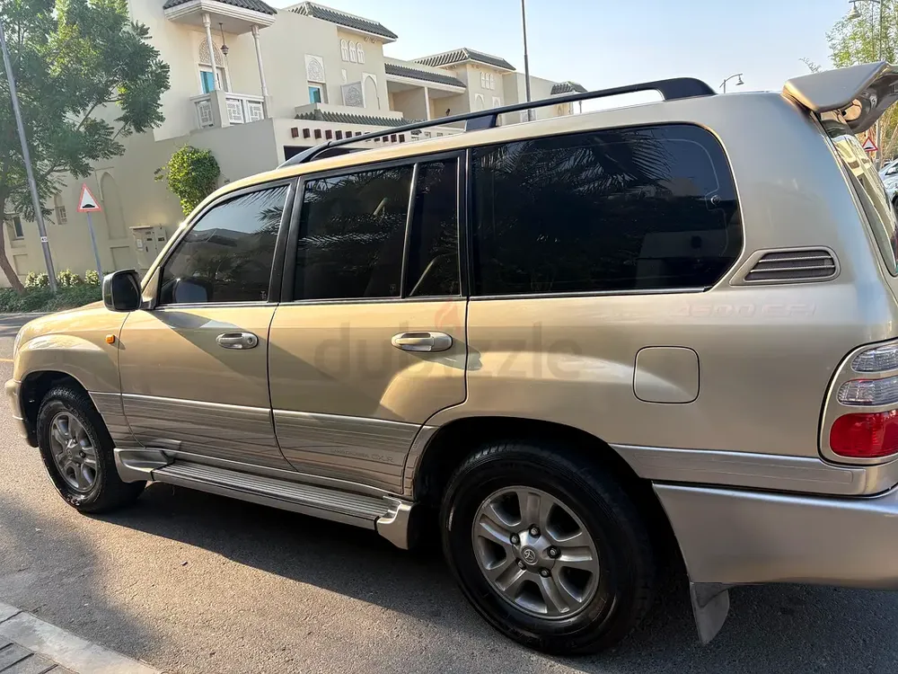 Toyota Land Cruiser GXR 2005 GCC Specs - Excellent Condition - Image 12