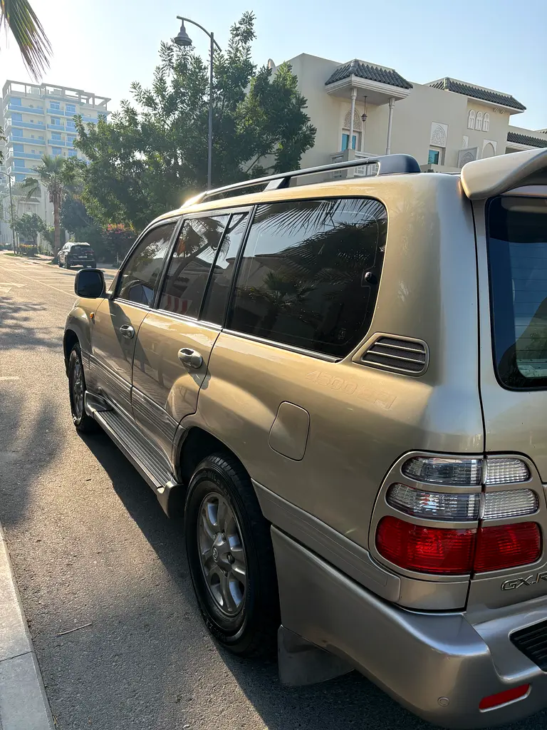 Toyota Land Cruiser GXR 2005 GCC Specs - Excellent Condition - Image 13