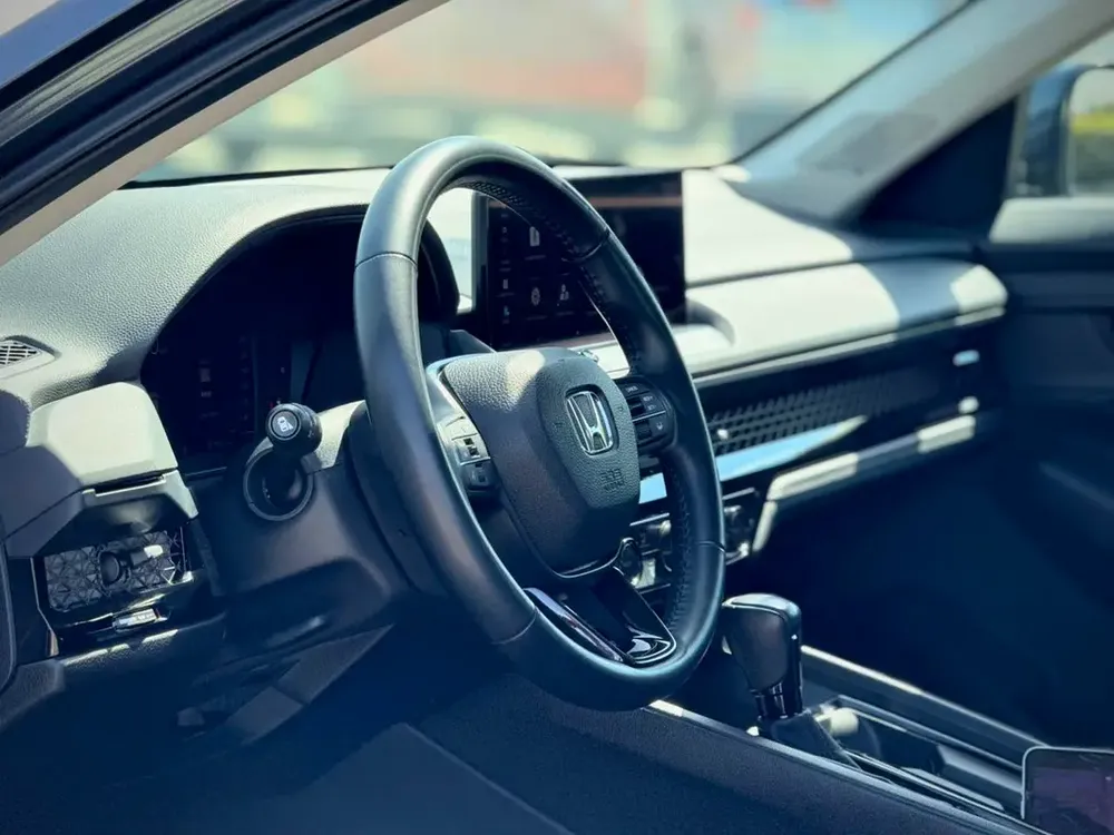 HONDA ACCORD EX-L 2023 | GCC SPECS | FULL OPTION | LOW MILEAGE | UNDER WARRANTY AND SERVICE CONTRACT - Image 8