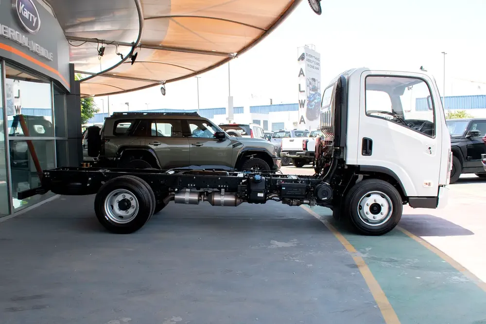 2.7 L | 6 SPEED MANUAL TRANSMISSION | GCC | PAYLOAD 4305 - Image 4