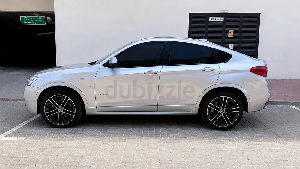 BMW X4  M xDrive35i 2016 GCC Specs free Accident - Image 10
