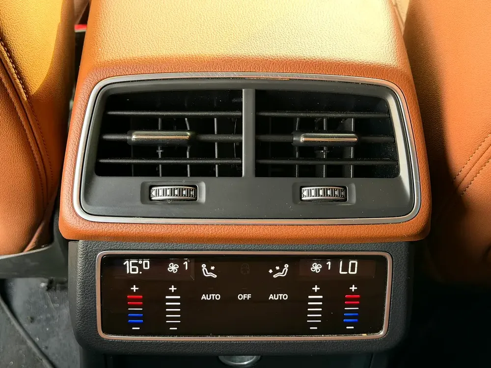 Audi A6 40 TFSI 2023 GCC Specs - Pristine Condition - Image 7