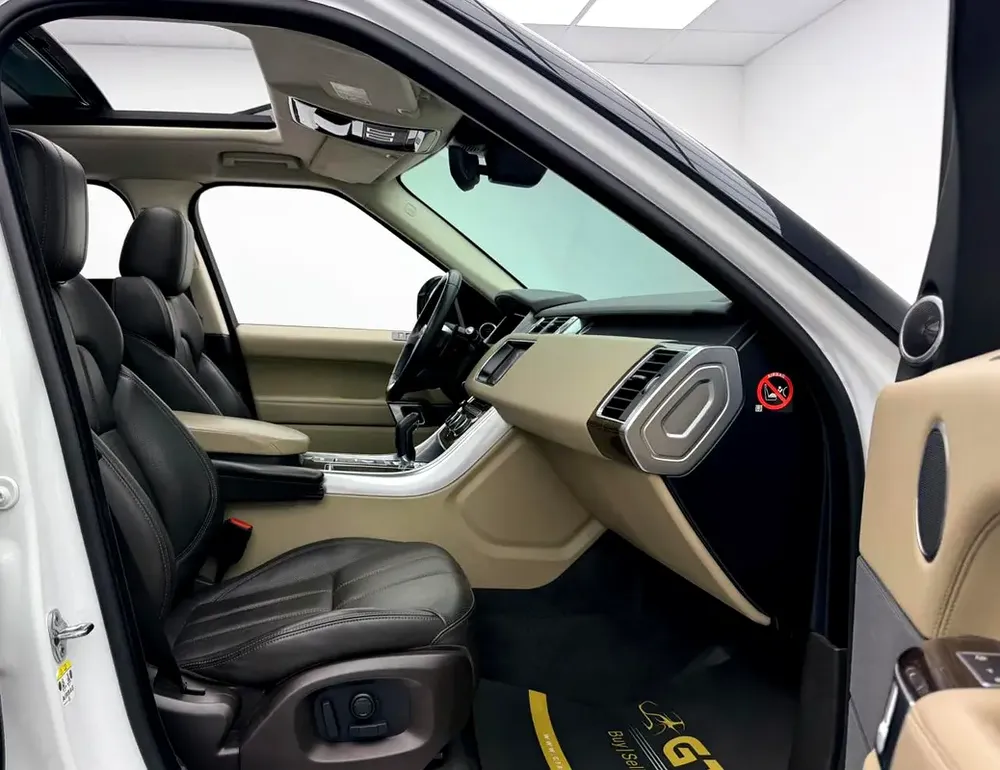 2017 Range Rover Sport HSE, Full Land Rover Service History, GCC - Image 15