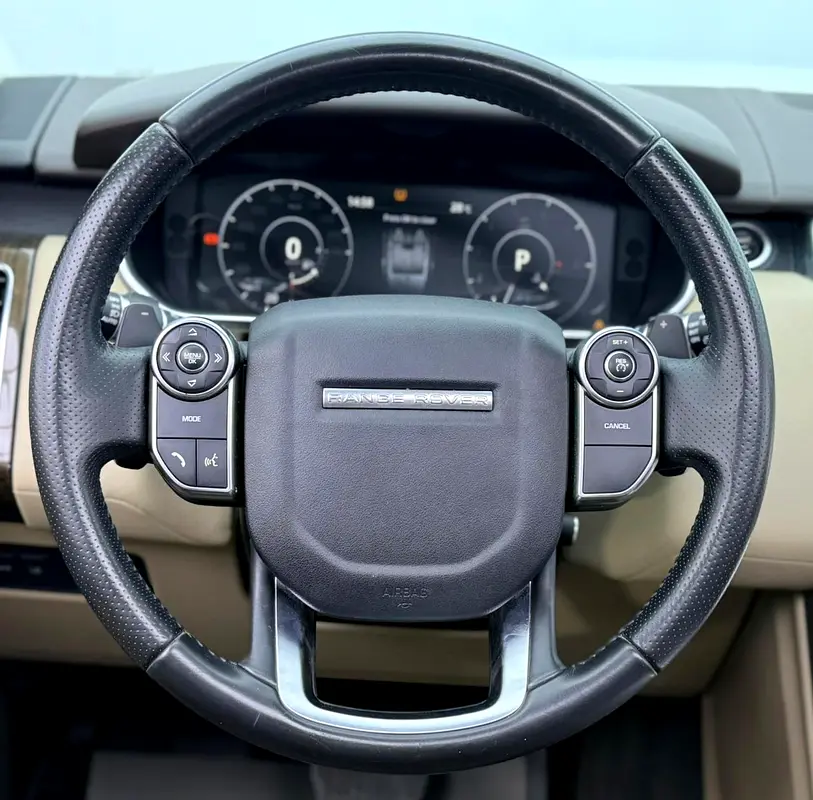 2017 Range Rover Sport HSE, Full Land Rover Service History, GCC - Image 7