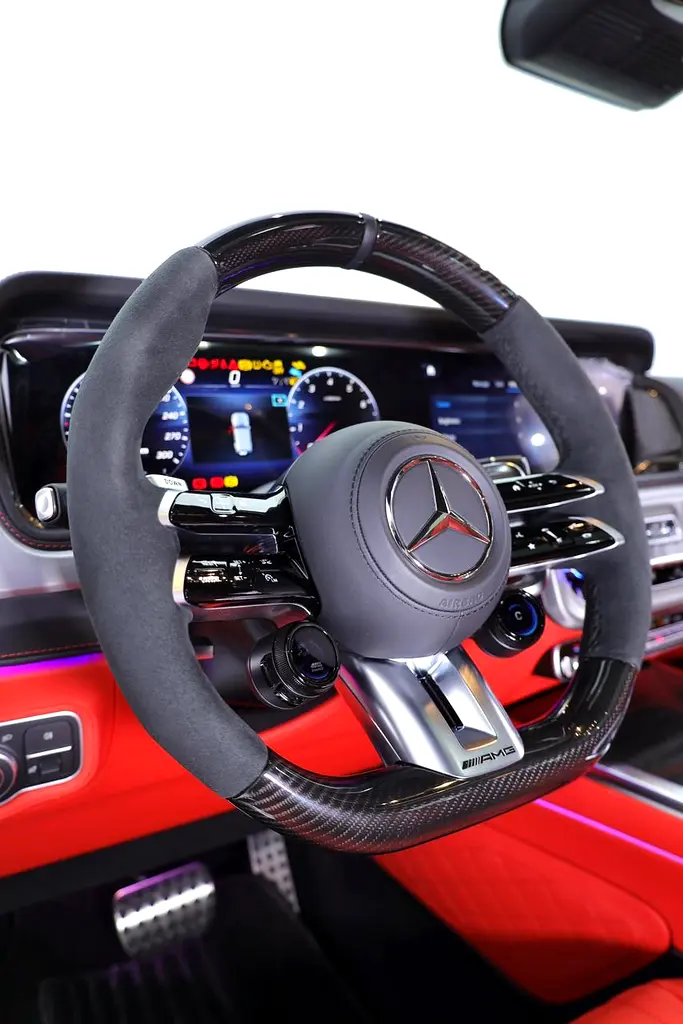 2026 Mercedes-Benz G-Class G 63 AMG - GCC Specs 5 YEARS GARGASH WARRANTY - Image 10