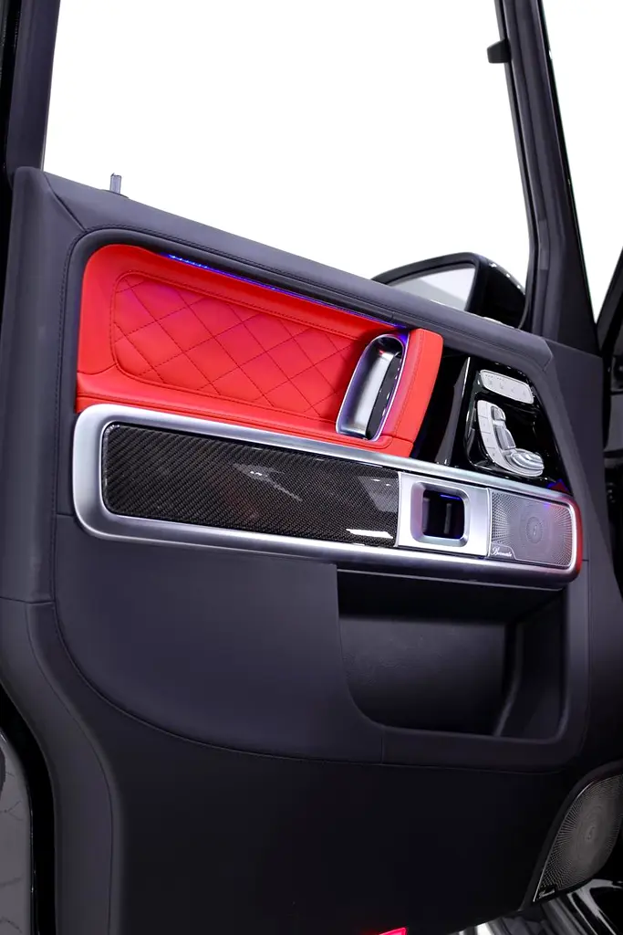 2026 Mercedes-Benz G-Class G 63 AMG - GCC Specs 5 YEARS GARGASH WARRANTY - Image 19