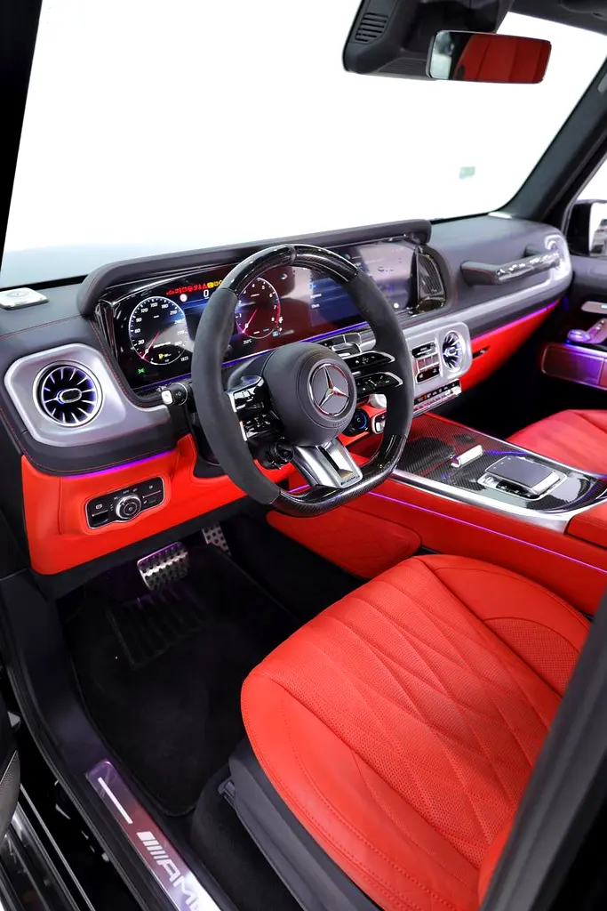 2026 Mercedes-Benz G-Class G 63 AMG - GCC Specs 5 YEARS GARGASH WARRANTY - Image 7