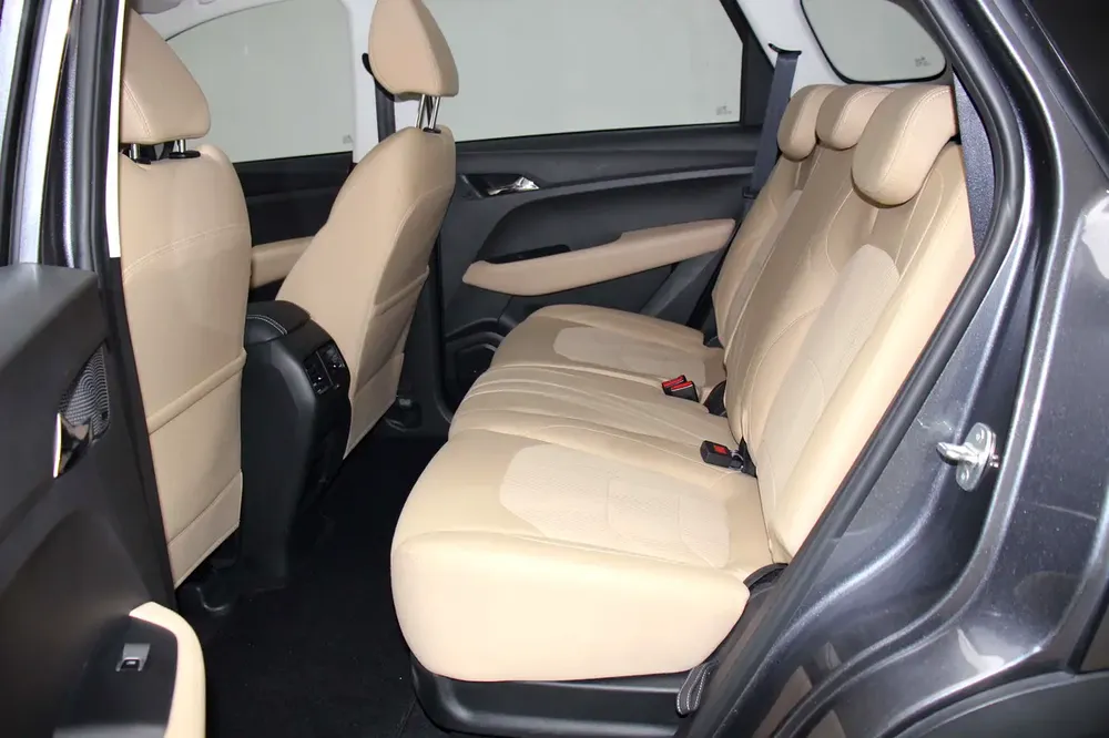 0 DP - AED 1250 Monthly - 2025 Chevrolet Captiva Premier - GCC Specs - Image 9