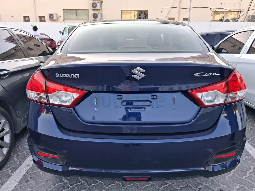 Suzuki Ciaz GL 2023 GCC Specs - Image 8