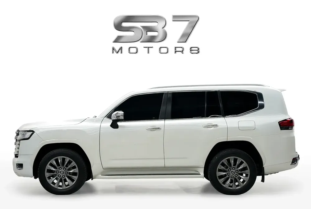 Toyota Land Cruiser VXR V6 2022 GCC Specs - Image 5