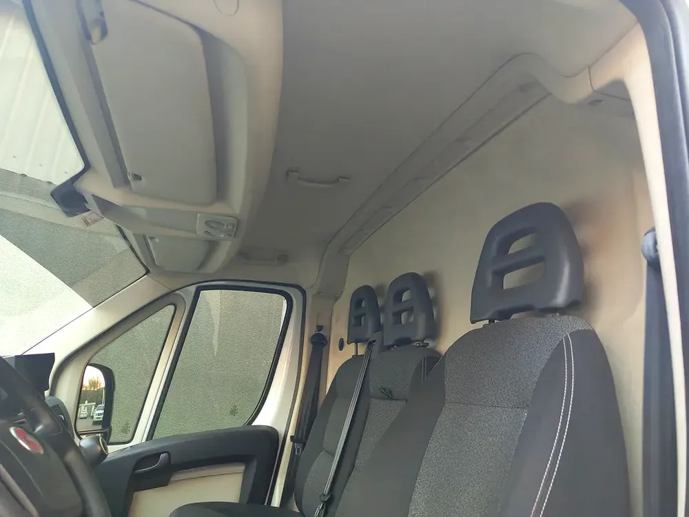 2018 FIAT DUCATO - LARGE CARGO VAN - FULL SERVICE HISTORY - Image 10