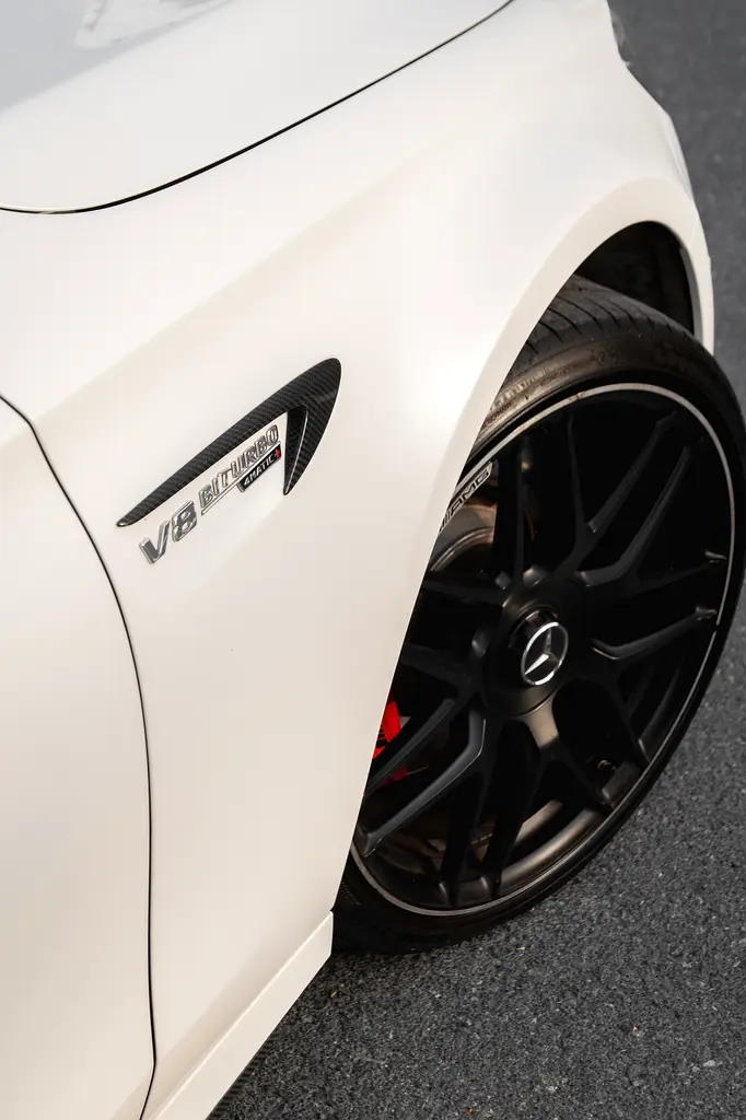 Mercedes-Benz E 63 AMG S 2018 - GCC Specs - Excellent Condition - Image 4