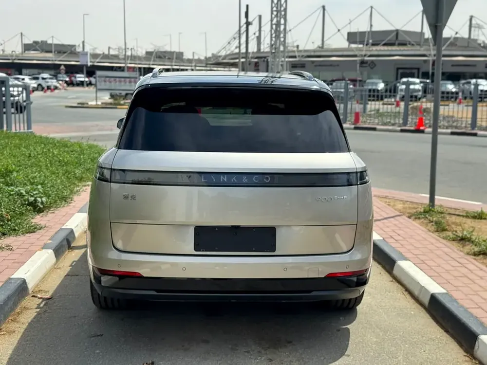 2025 Lynk & Co 09 2.0 Ultra - Brand New, Chinese Specs - Image 4