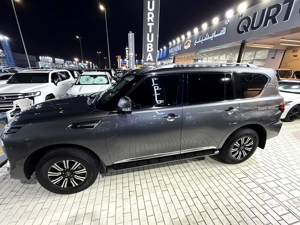 Nissan Patrol SE Titanium 2023 GCC Specs - Image 10