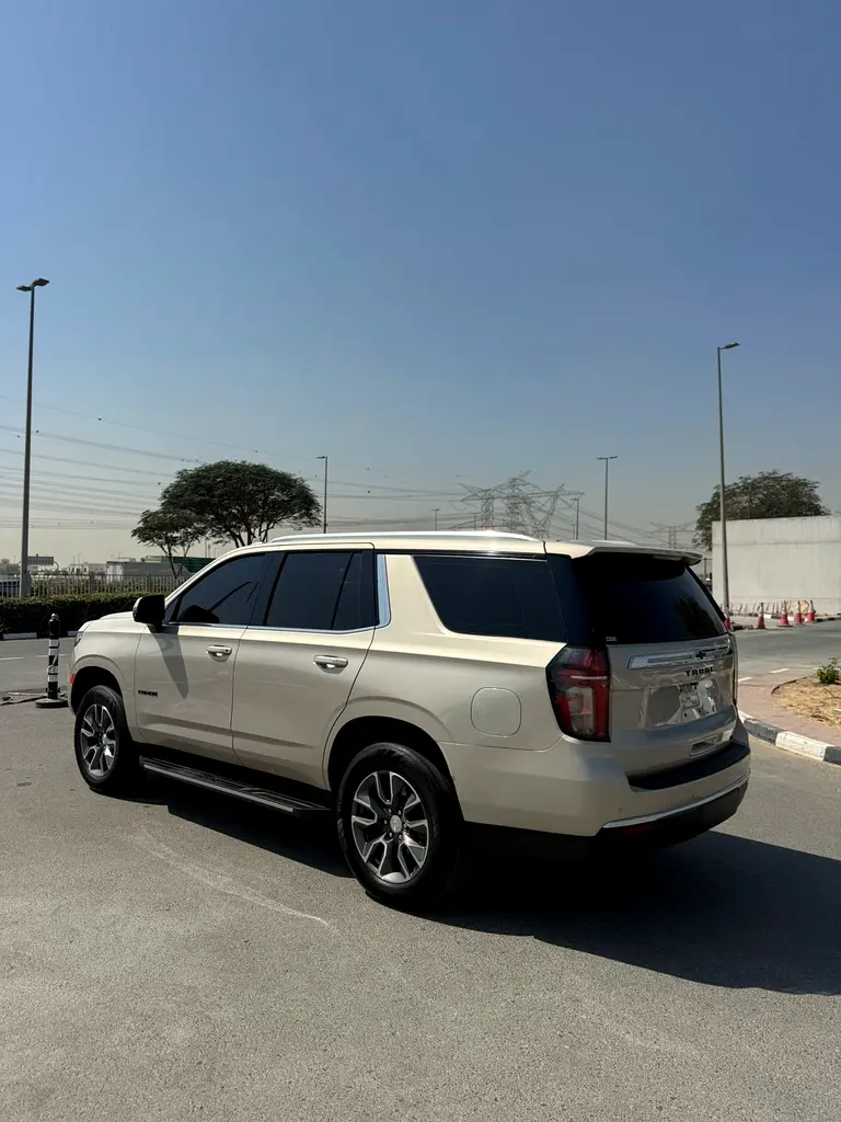 2023 Chevrolet Tahoe LT - GCC Specs ( leather + DVD) - Image 6