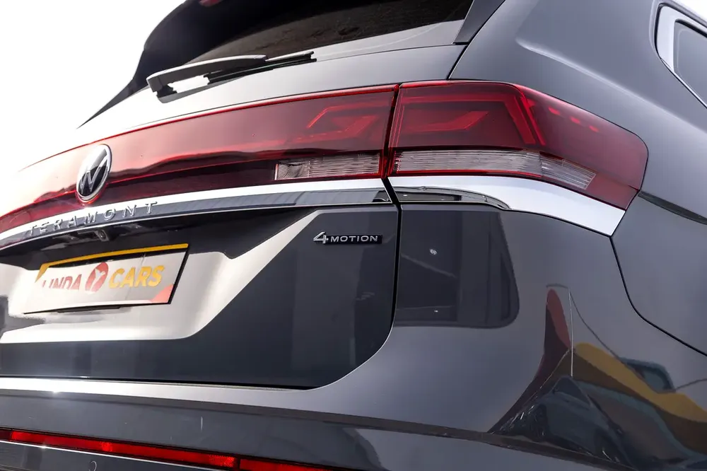 Volkswagen Teramont R-Line 2024 GCC | Agency Warranty | Service Contract - Image 5