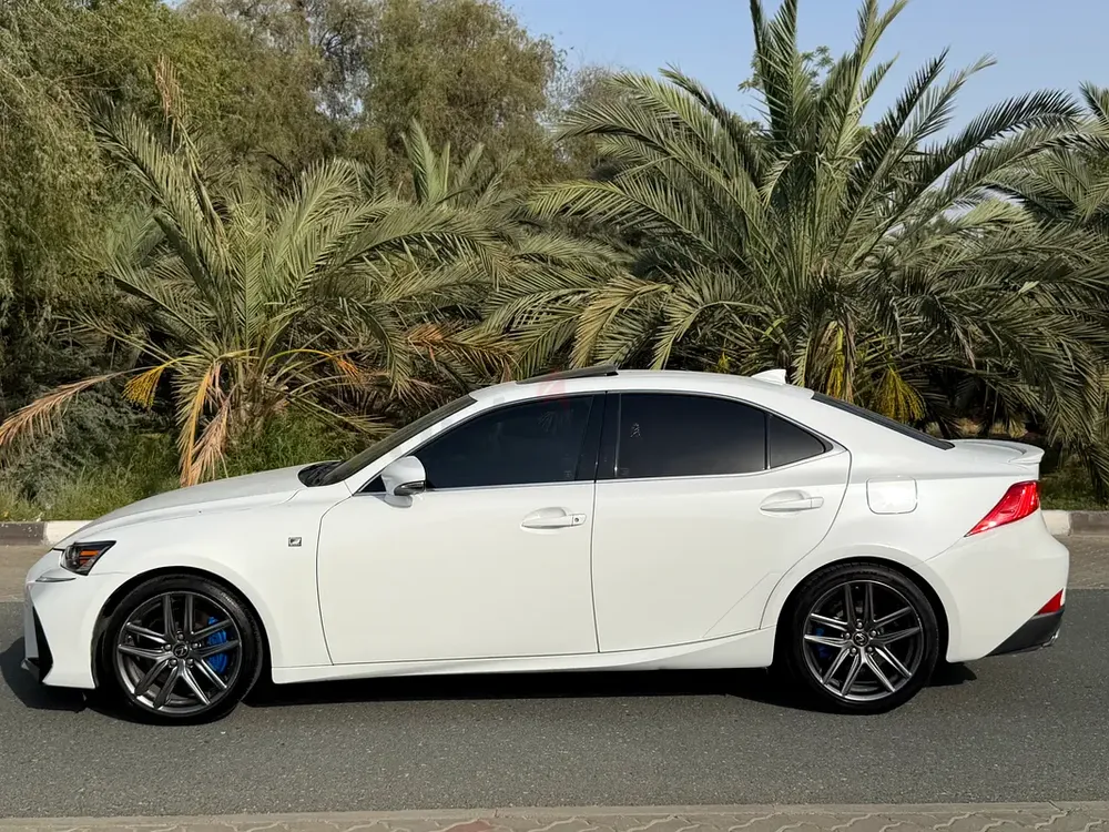 LEXUS IS 350 F-SPORT 2017 - Image 4