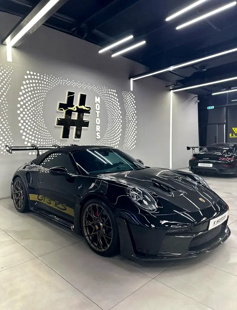 Porsche Carrera S 911 - Image 18