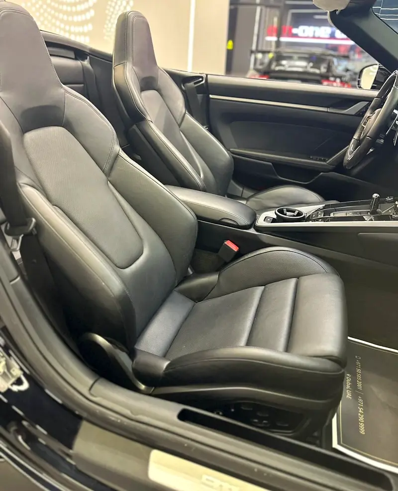Porsche Carrera S 911 - Image 5
