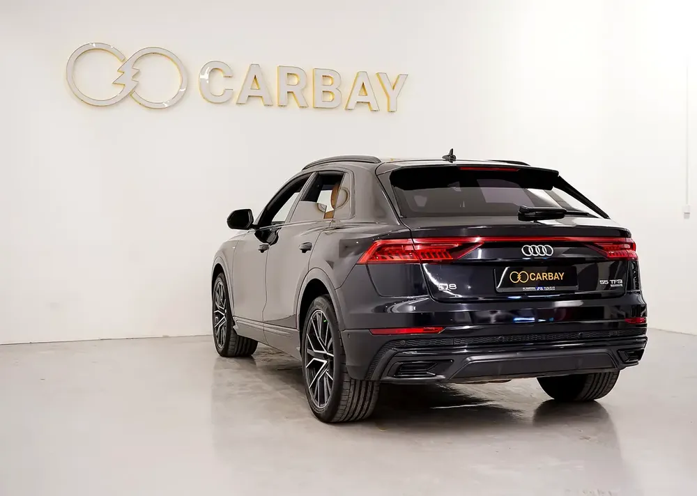 AED 2961 PM | AUDI Q8 QUATTRO 2020 S LINE | SINGLE OWNER | PRISTINE CONDITION | 1 YEAR WARRANTY| GCC - Image 7