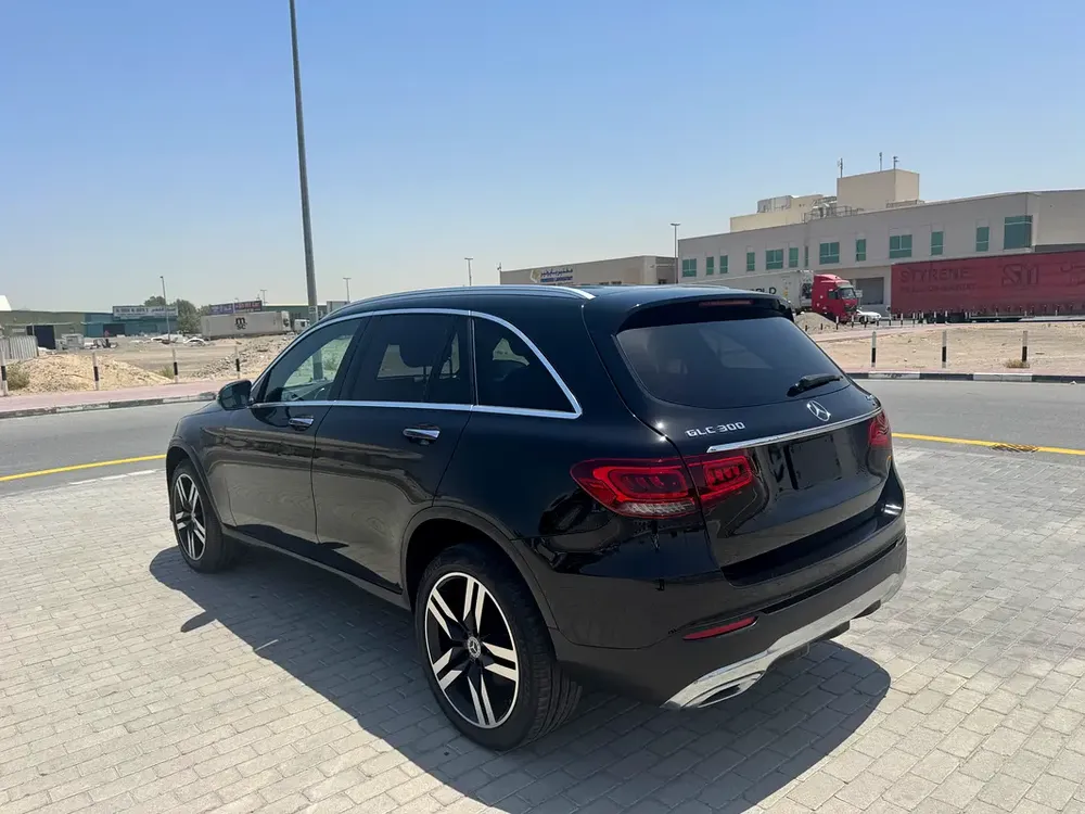 Mercedes-Benz GLC 300 4MATIC 2020 | American Specs | Pristine Condition - Image 16