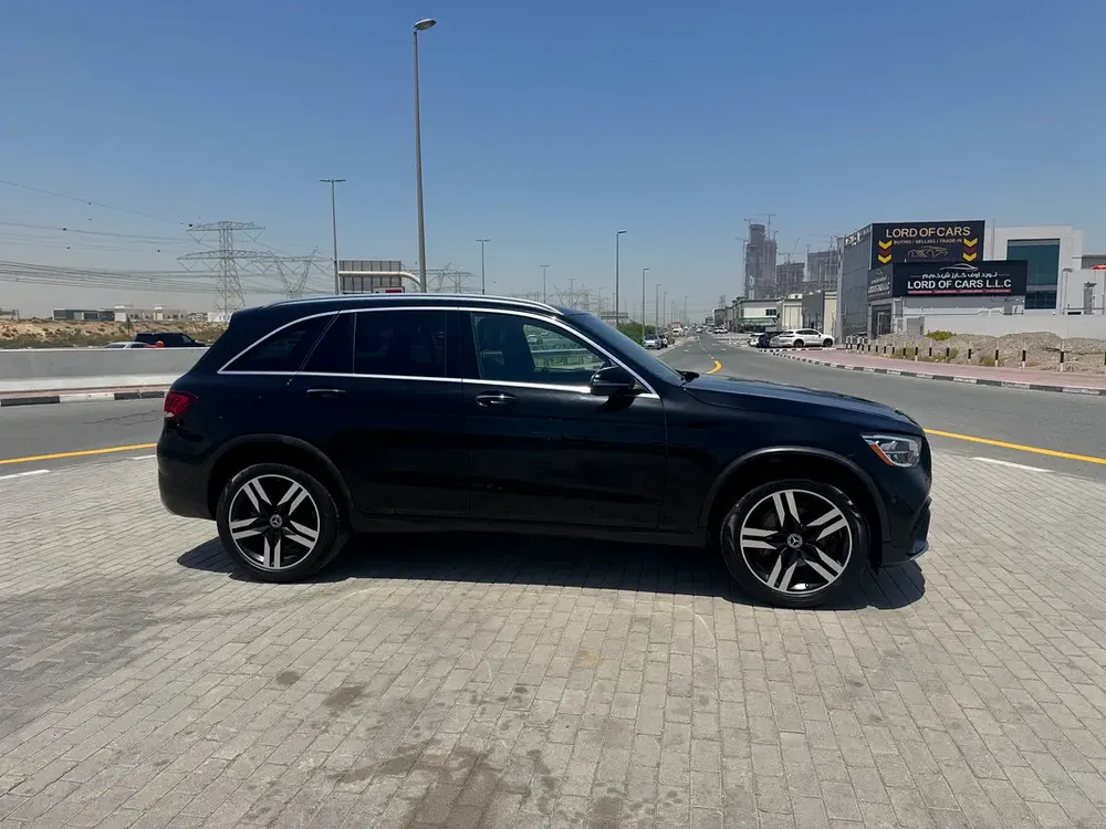 Mercedes-Benz GLC 300 4MATIC 2020 | American Specs | Pristine Condition - Image 4