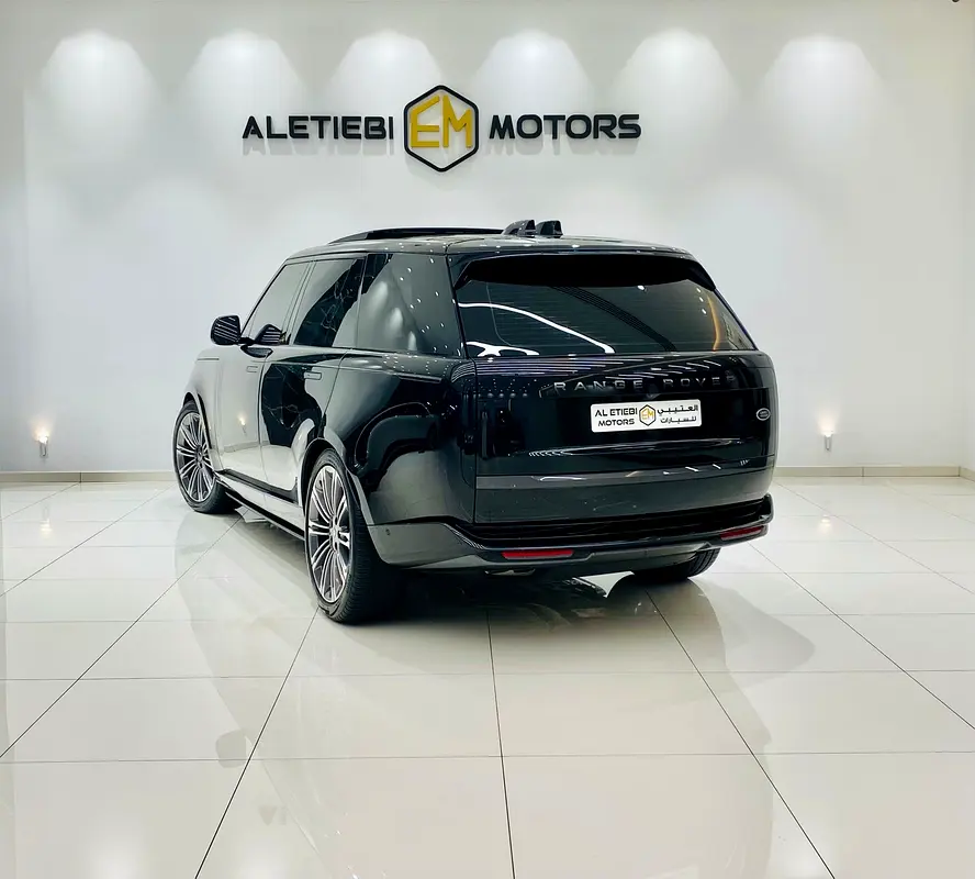 2022 Land Rover Range Rover P530 | GCC Specs | Low Mileage - Image 5