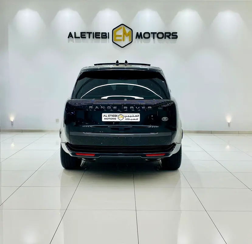 2022 Land Rover Range Rover P530 | GCC Specs | Low Mileage - Image 6