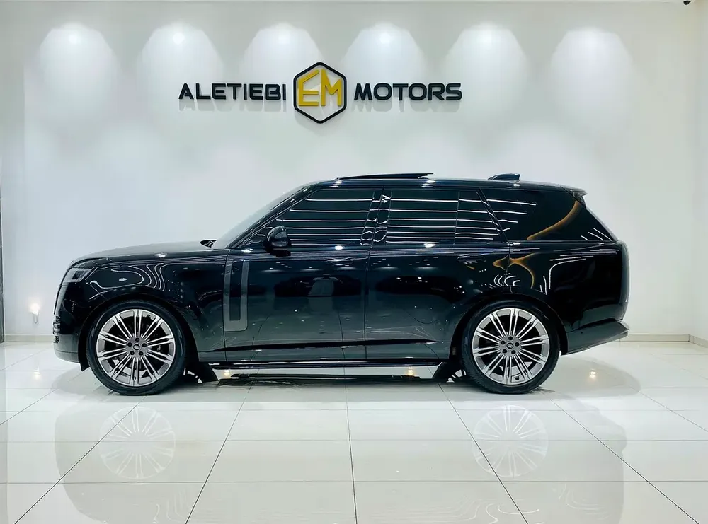 2022 Land Rover Range Rover P530 | GCC Specs | Low Mileage - Image 7