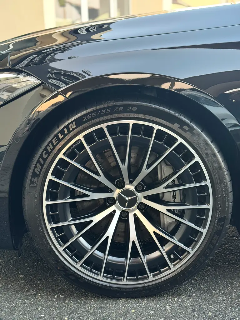 Mercedes Benz CLE 53 AMG 4matic convertible 2025 fully loaded - Image 10