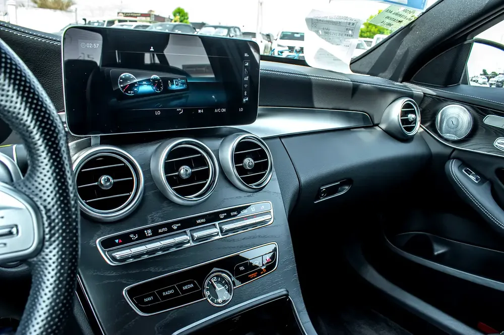 2021 - BENZ C43 AMG - IMMACULATE CONDITION - ONLY 21,000 KM DONE - Image 14