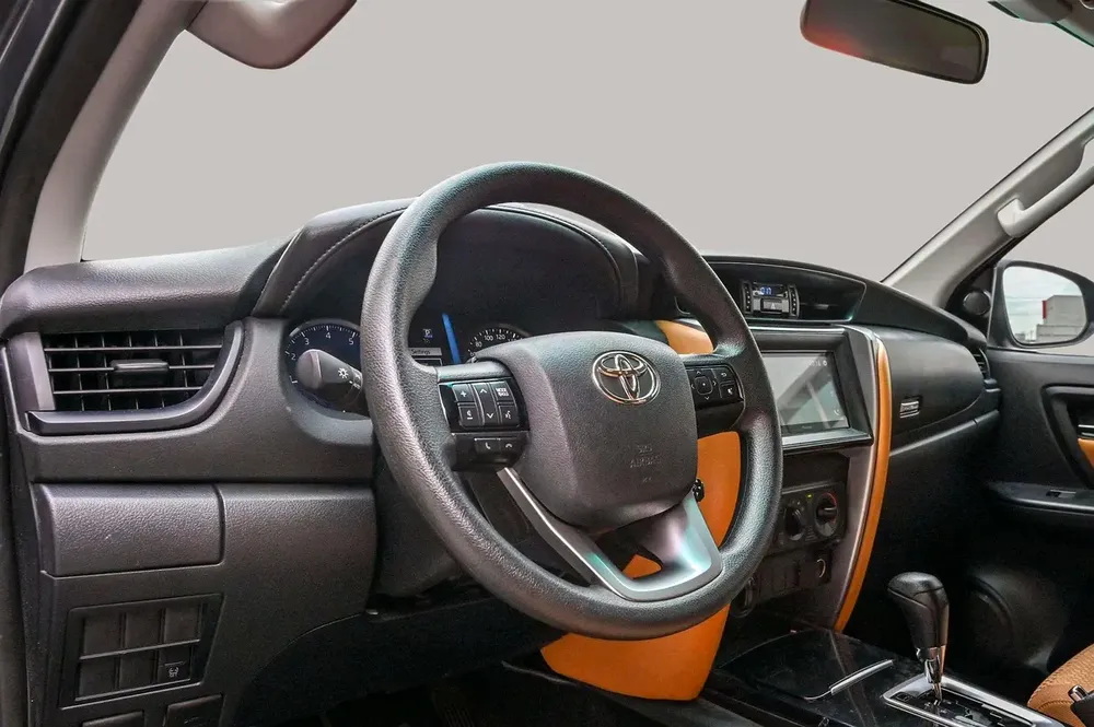 AED 1444/month | 2023 Toyota Fortuner  | GCC Specs | Ref#436428 - Image 11