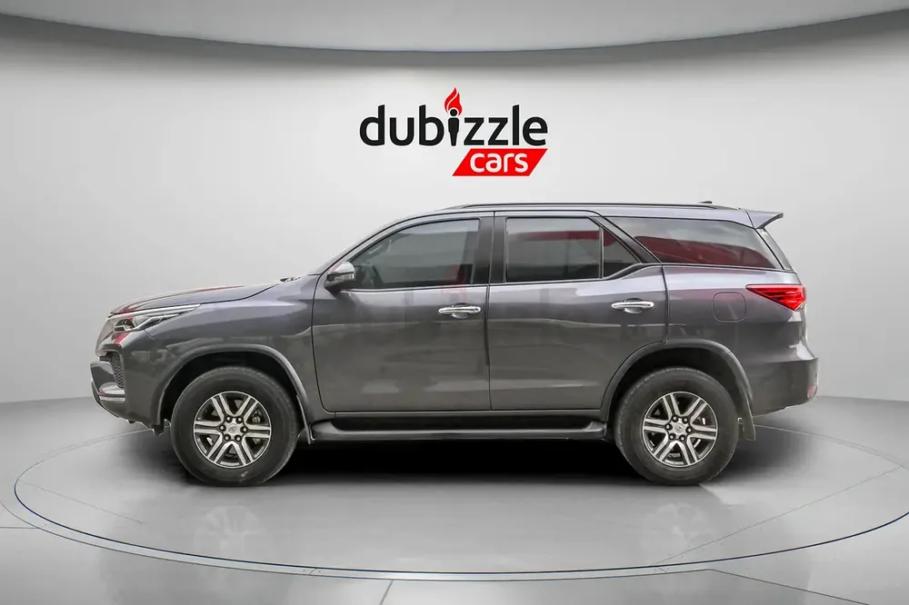 AED 1444/month | 2023 Toyota Fortuner  | GCC Specs | Ref#436428 - Image 5