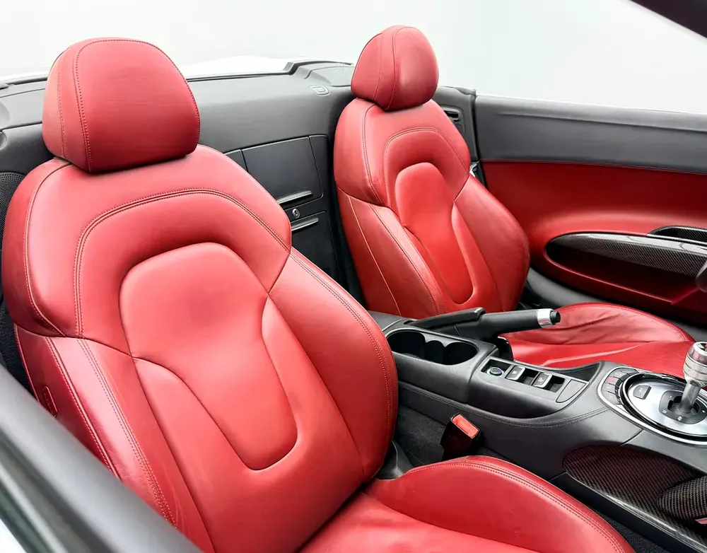 2014 Audi R8 Spyder, Service History, Excellent Condition, GCC - Image 15