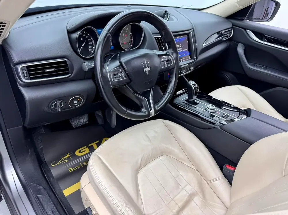2017 Maserati Levante, Full Maserati Service History, Excellent Condition, GCC - Image 11