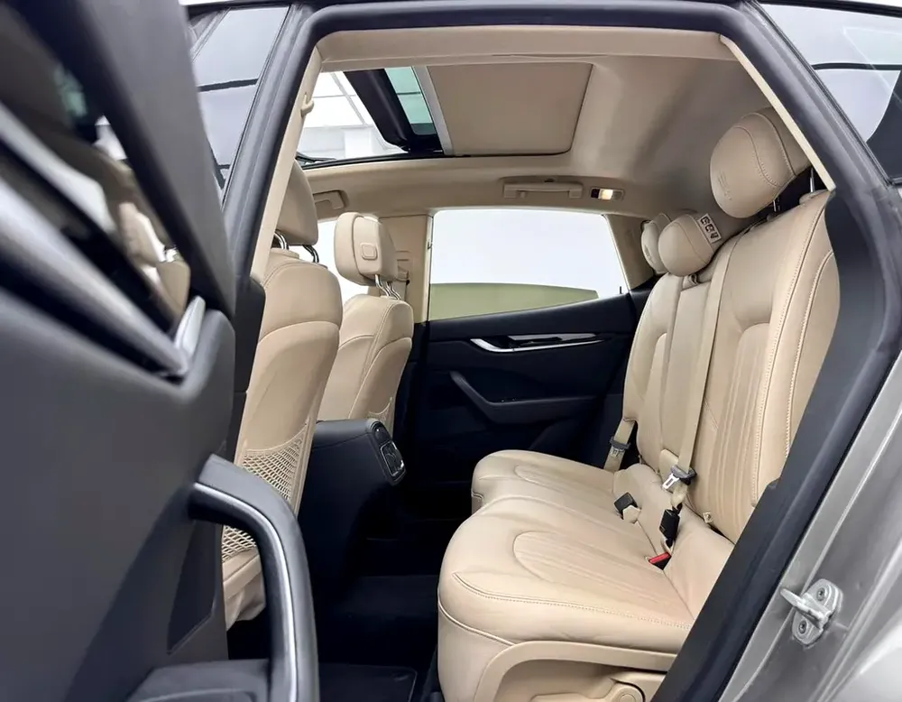 2017 Maserati Levante, Full Maserati Service History, Excellent Condition, GCC - Image 16
