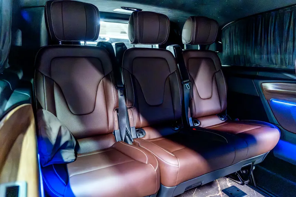 Mercedes V350L - Brand New - Image 10