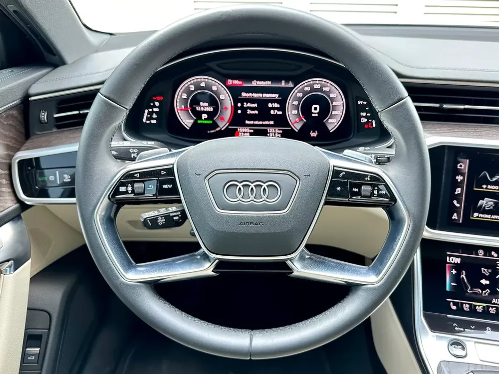 AUDI A6 45TFSI S-LINE 2023 - Image 11