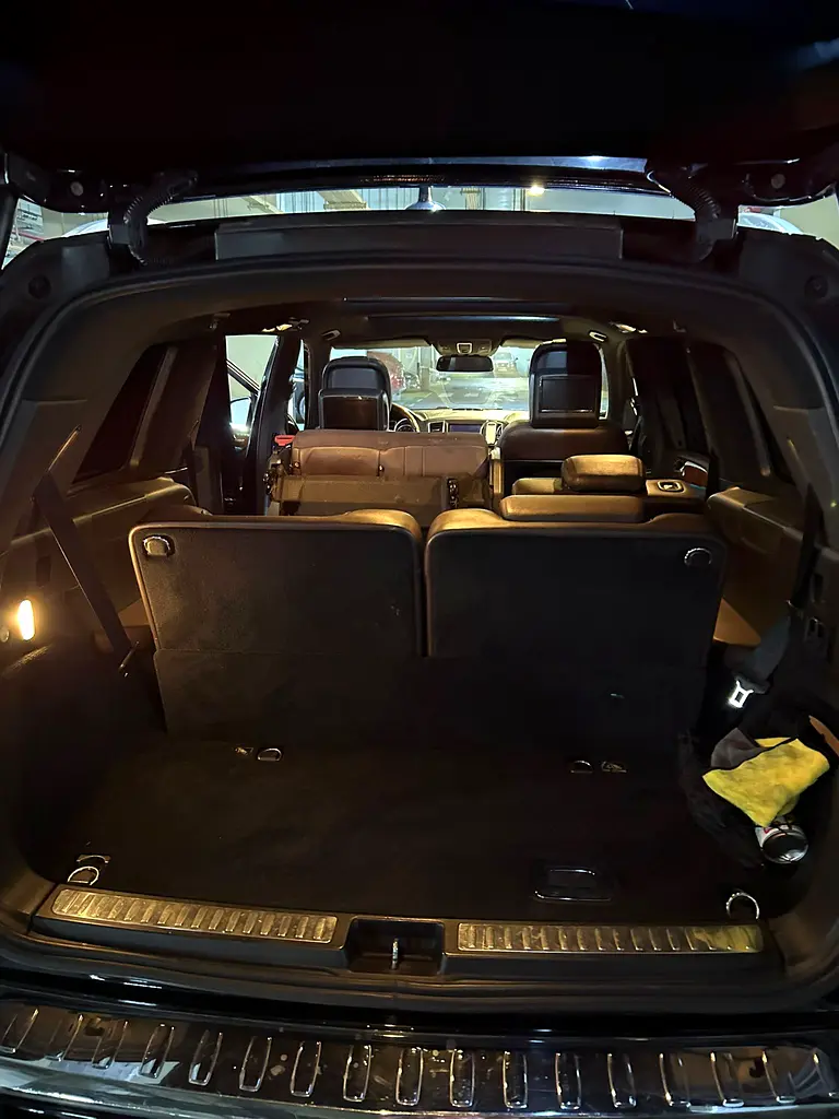Mercedes-Benz GL 500 4matic 2015 - GCC Specs - Excellent Condition - Image 8