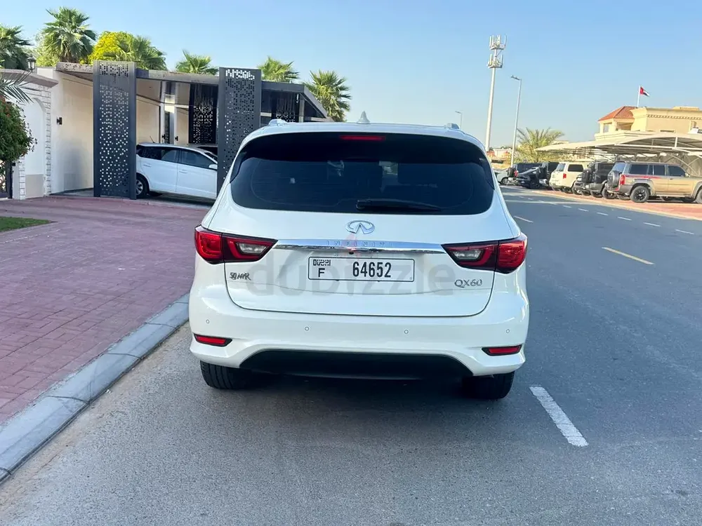 Infinity QX60 Luxurious top line and superb mint condition - Image 9